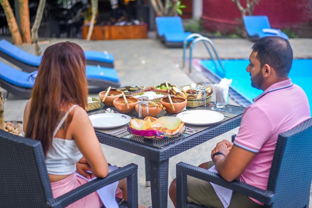 Mahanuge Hotel Polonnaruwa Eksteriør billede