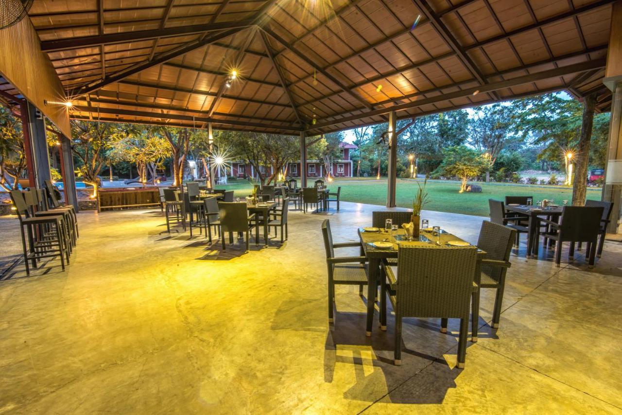 Mahanuge Hotel Polonnaruwa Eksteriør billede